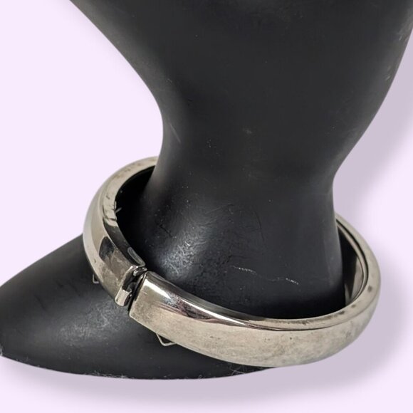 V. Locking Metal Hinge Bracelet - Picture 3 of 5